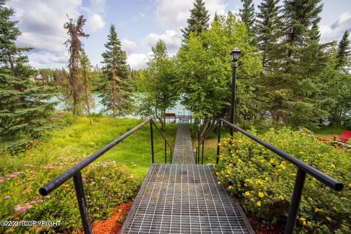 37720 Sara St, Soldotna, AK 99669
